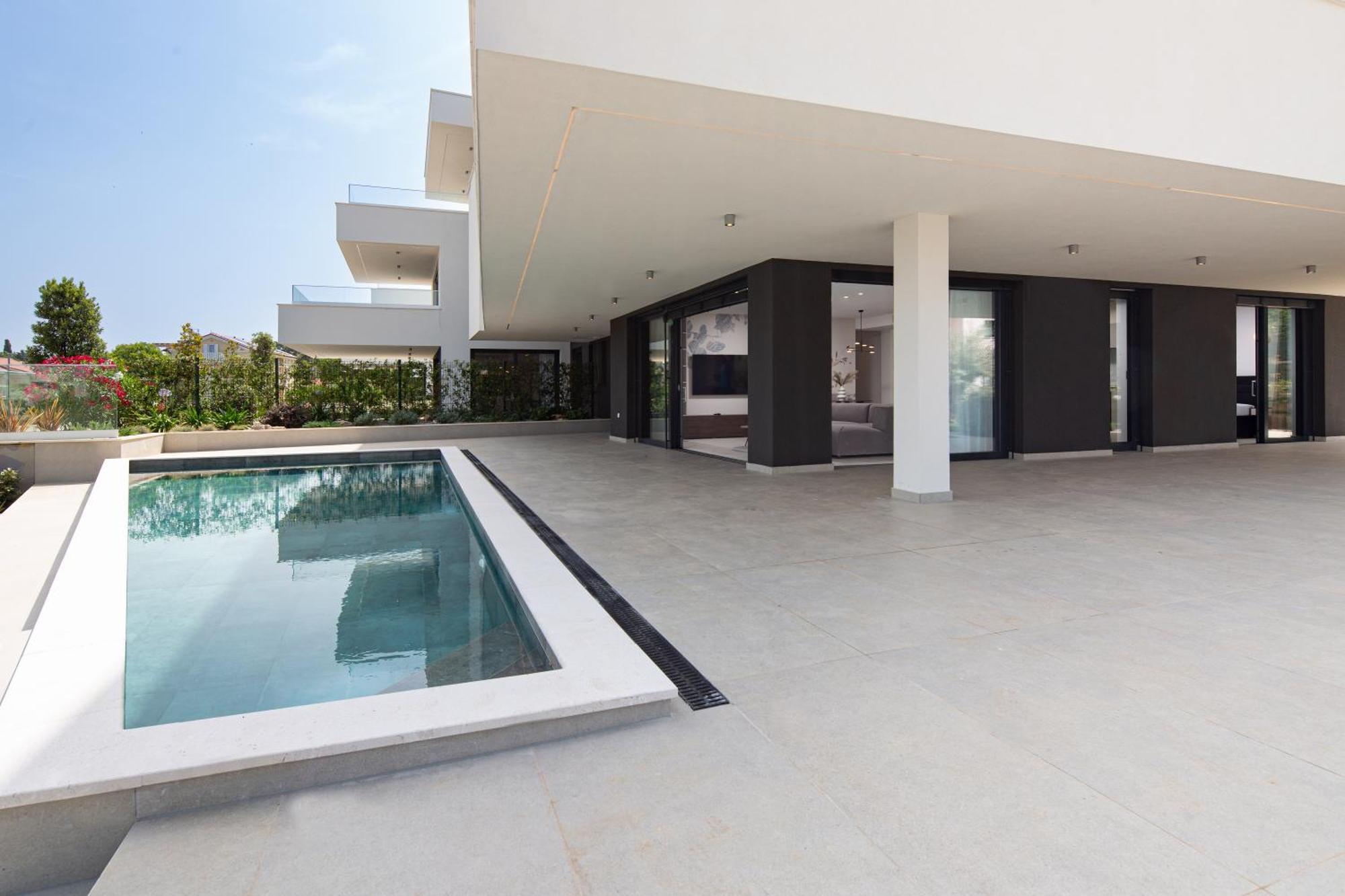 Hadrie Luxury Resort And Villas Azimut مالينسكا المظهر الخارجي الصورة