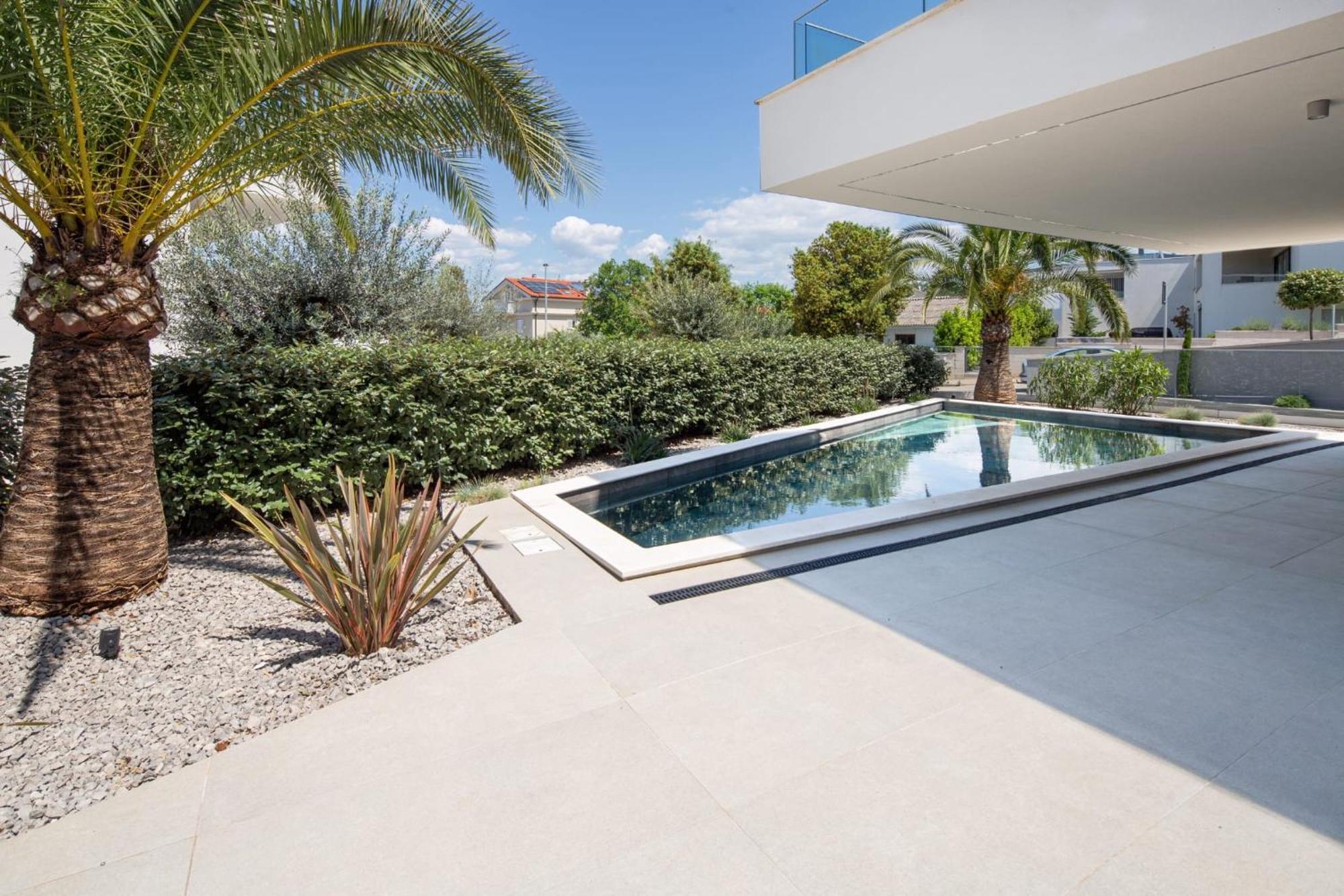 Hadrie Luxury Resort And Villas Azimut مالينسكا المظهر الخارجي الصورة