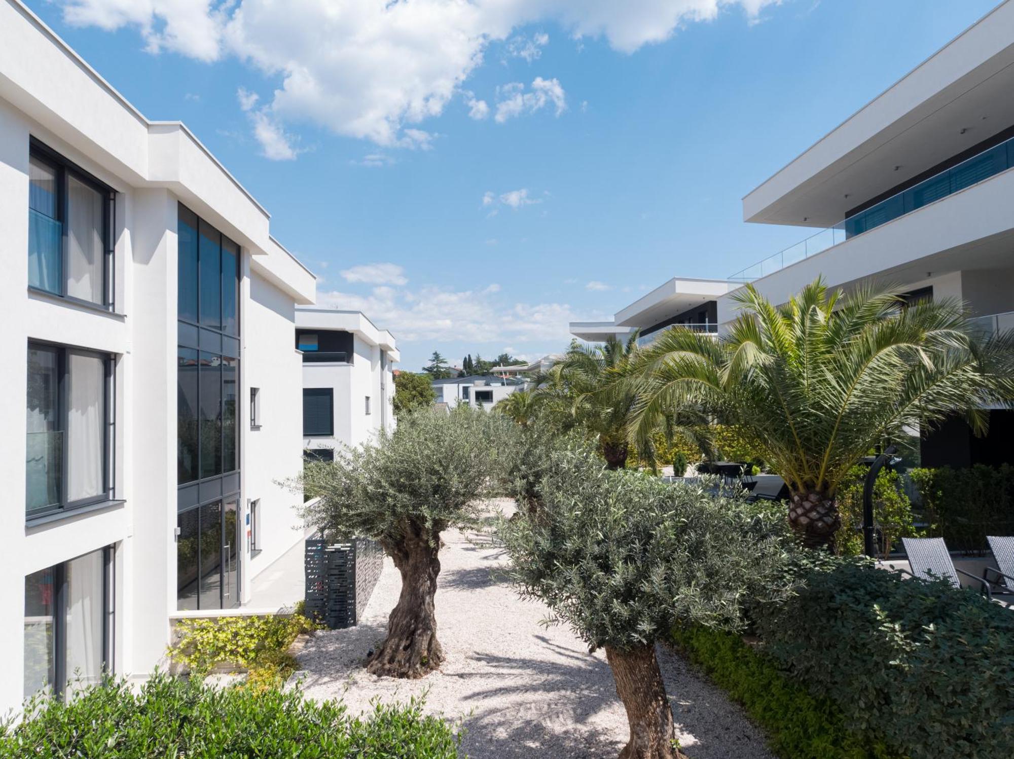 Hadrie Luxury Resort And Villas Azimut مالينسكا المظهر الخارجي الصورة